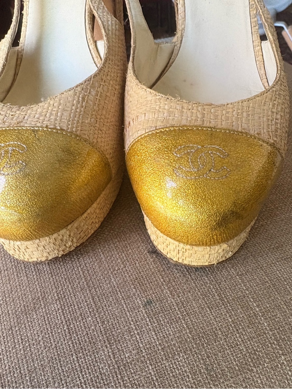 CHANEL size 38 straw sandals. OLIVE AND TAN color - Picture 3 of 8